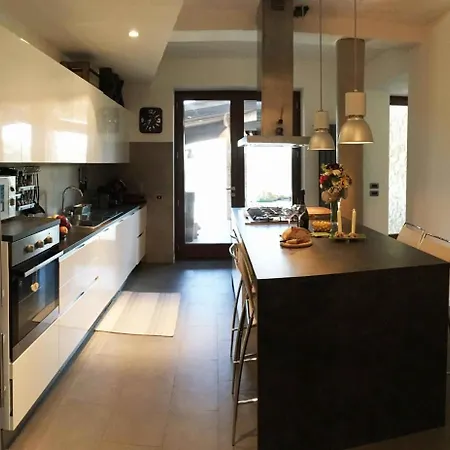 On Of The Hill With Great Valley View Villa *