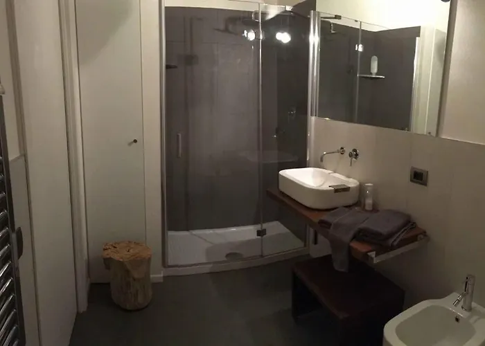 On Of The Hill With Great Valley View Villa